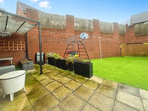 Photo 16- click for photo gallery